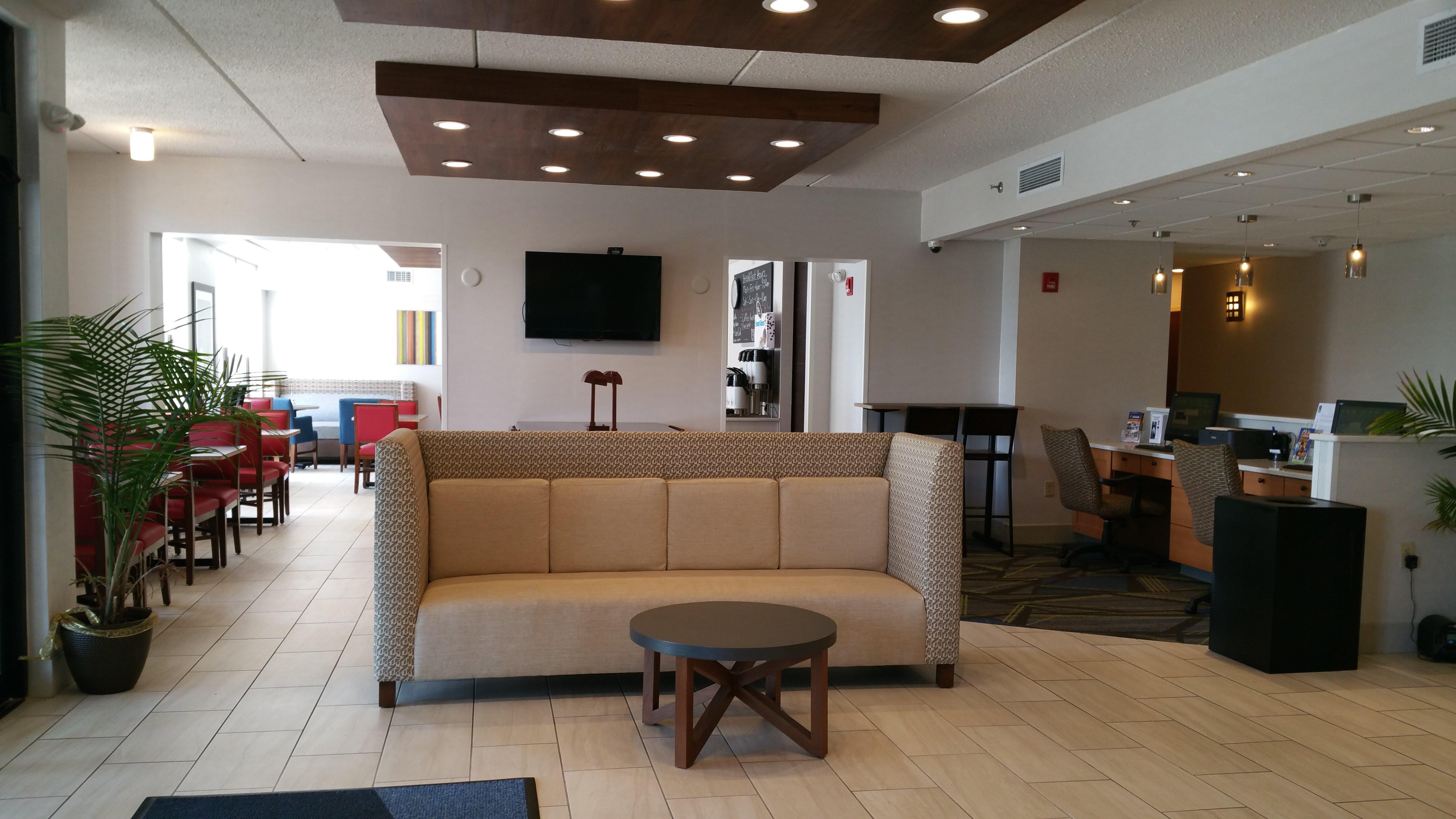 Holiday Inn Express Harrisburg East, An Ihg Hotel Esterno foto